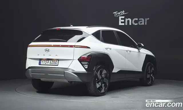 Hyundai Kona 2023 1.6 автомат (гидро), миниатюра 2