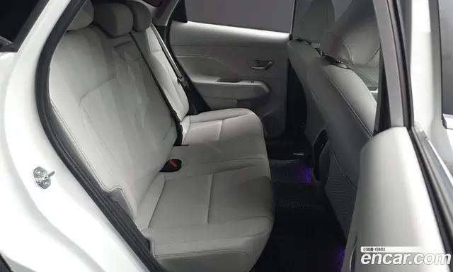 Hyundai Kona 2023 1.6 автомат (гидро), миниатюра 11