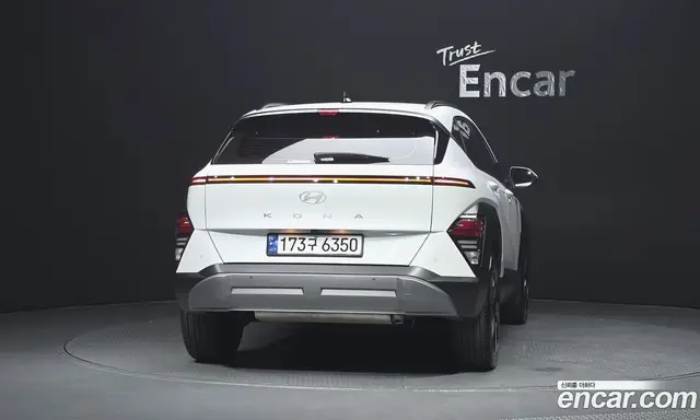 Hyundai Kona 2023 1.6 автомат (гидро), миниатюра 4