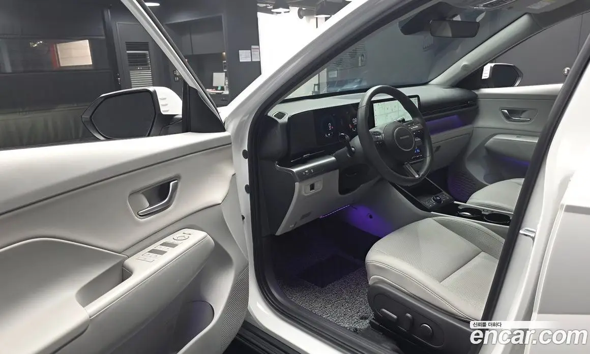 Hyundai Kona 2023 1.6 автомат (гидро), фото 10