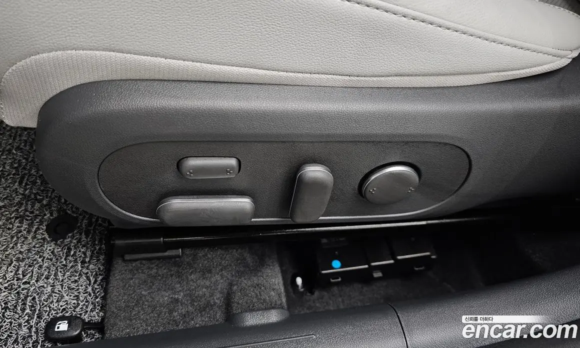 Hyundai Kona 2025 1.6 автомат (гидро), фото 30
