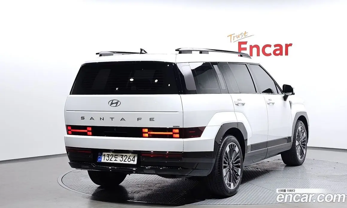 Hyundai Santa Fe 2023 1.6 автомат (гидро), фото 2 Hyundai Santa Fe 2023 1.6 автомат (гидро), фото 2