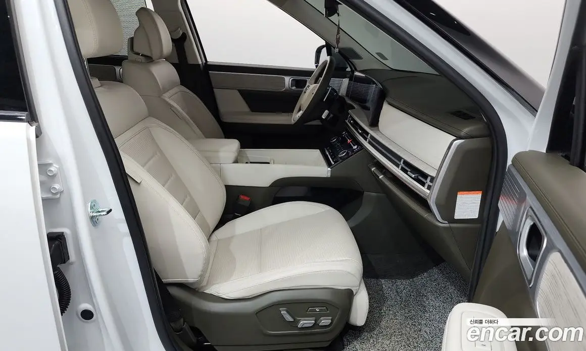 Hyundai Santa Fe 2024 1.6 автомат (гидро), фото 16