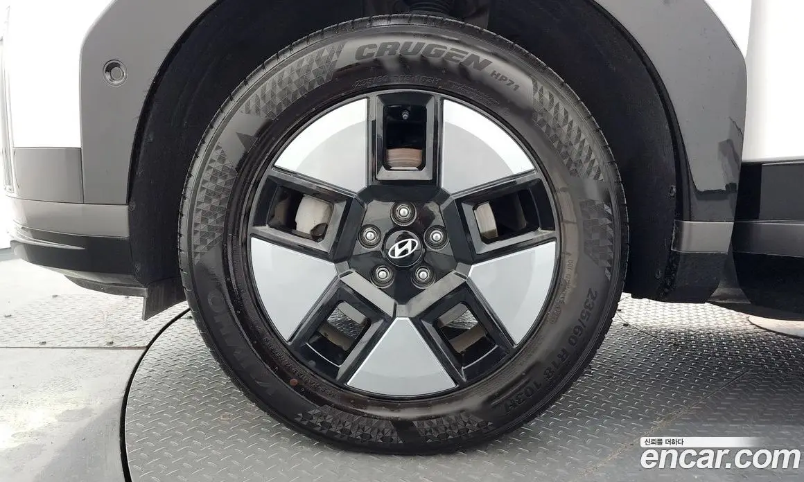Hyundai Santa Fe 2024 1.6 автомат (гидро), фото 5