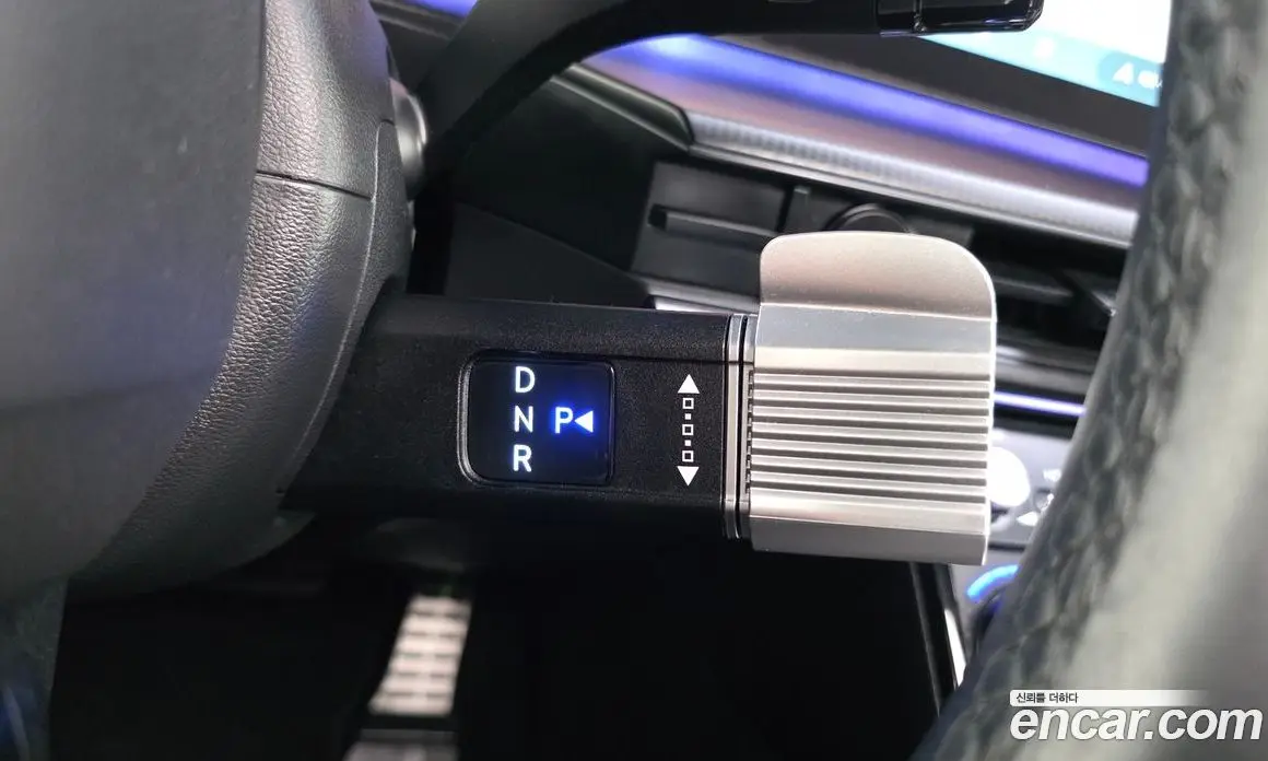 Hyundai Santa Fe 2025 1.6 автомат (гидро), фото 12