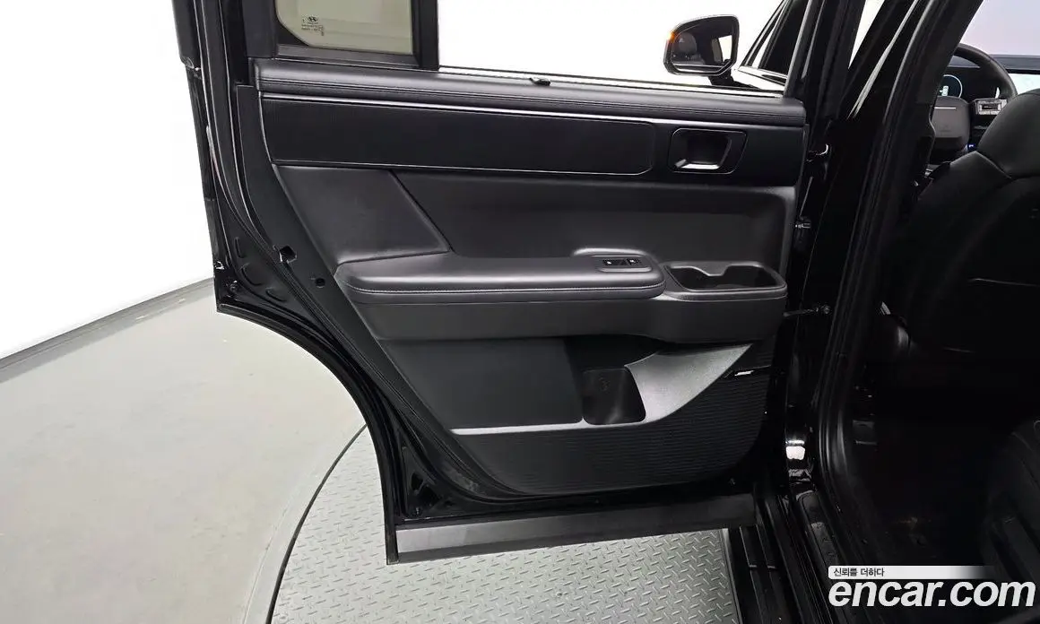 Hyundai Santa Fe 2025 1.6 автомат (гидро), фото 15