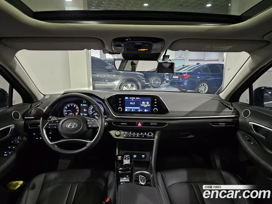 Hyundai Sonata 2022 1.6 автомат (гидро), фото 11