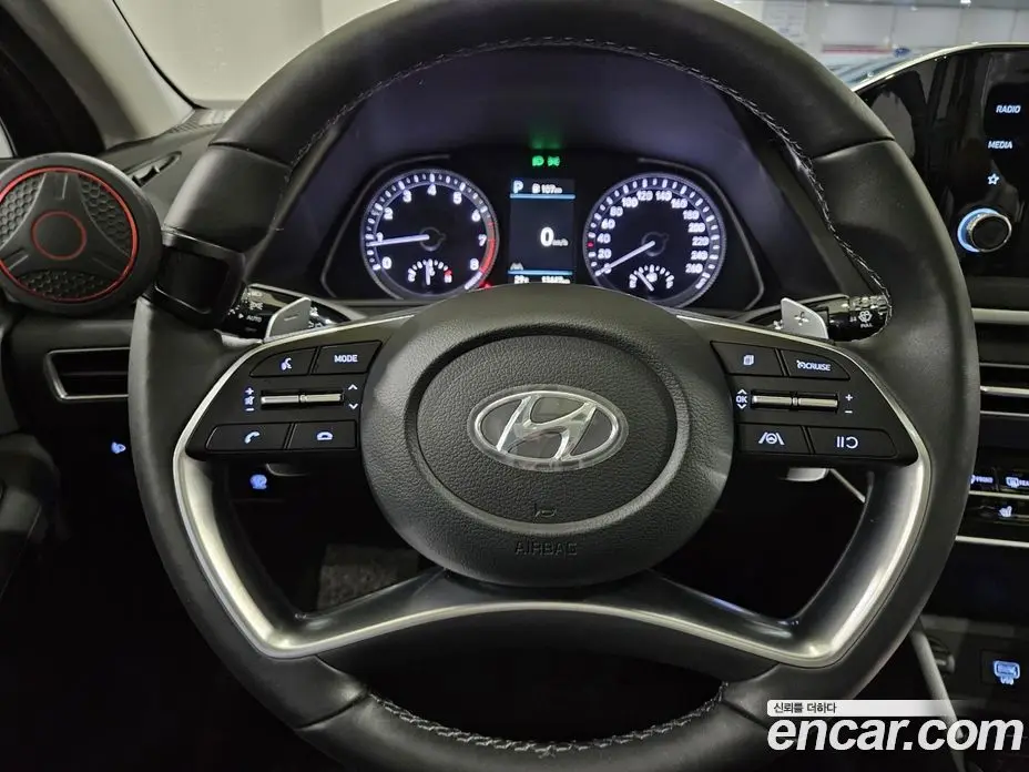 Hyundai Sonata 2022 1.6 автомат (гидро), фото 12