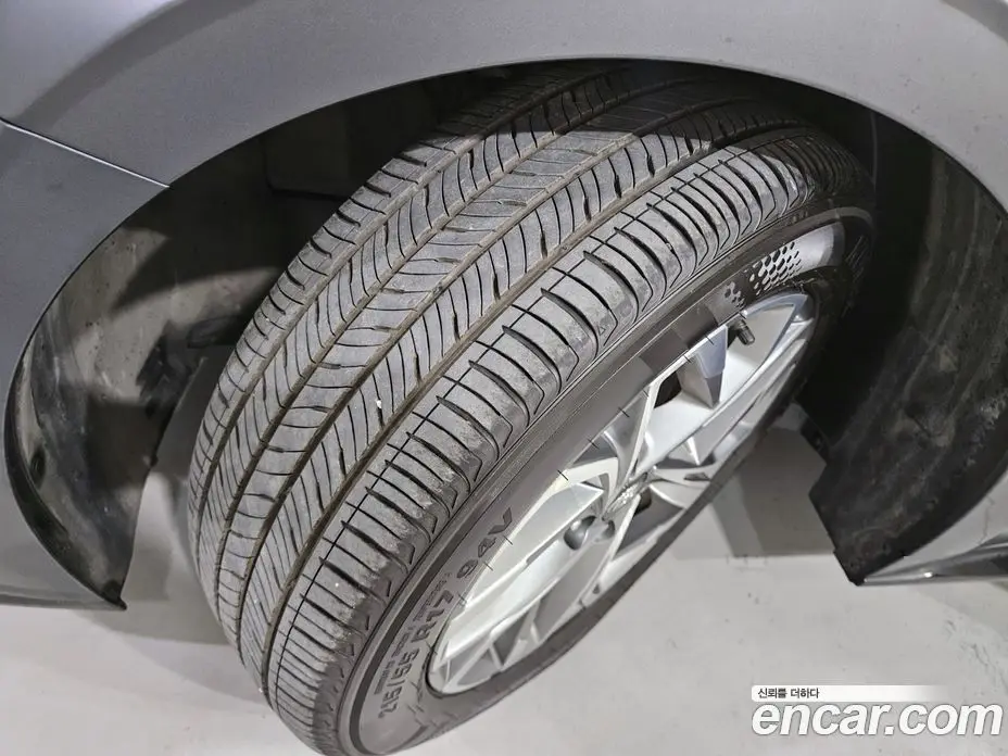 Hyundai Sonata 2022 1.6 автомат (гидро), фото 19