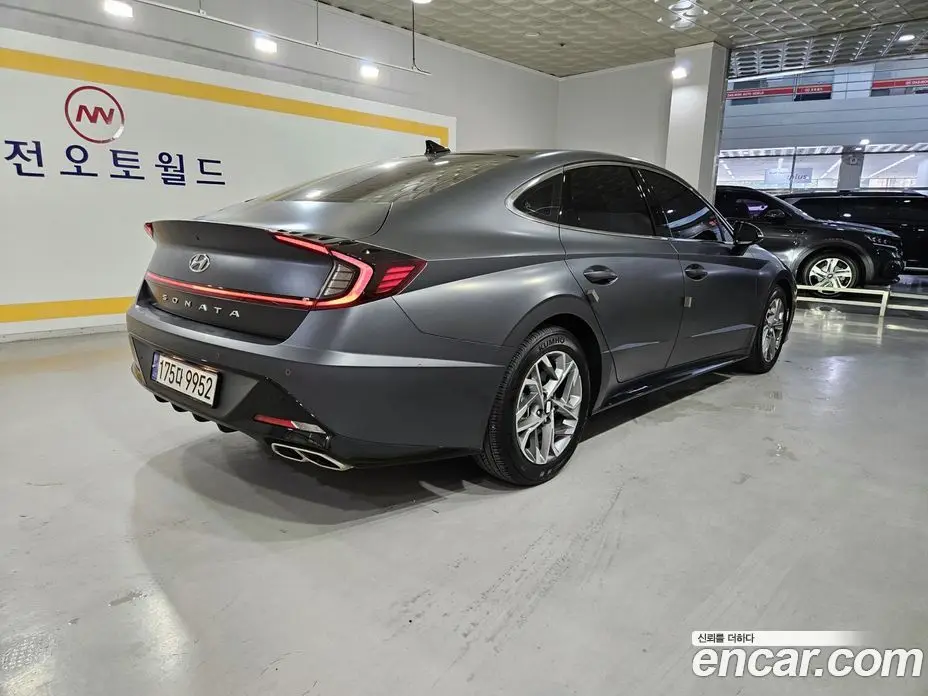 Hyundai Sonata 2022 1.6 автомат (гидро), фото 4
