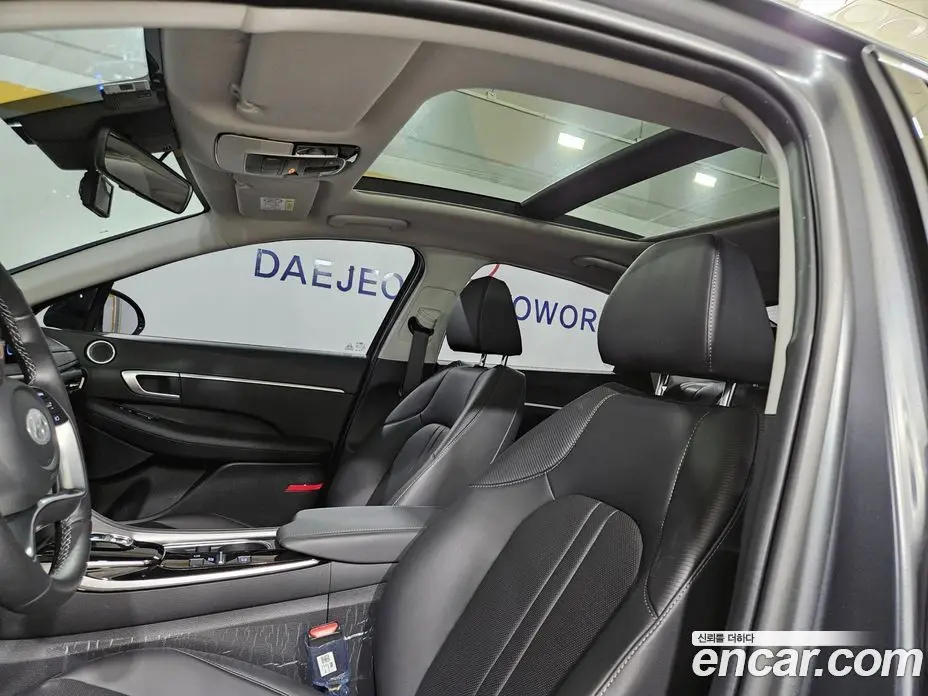 Hyundai Sonata 2022 1.6 автомат (гидро), фото 9