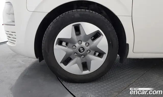 Hyundai Staria 2024 2.2 автомат (гидро), миниатюра 5