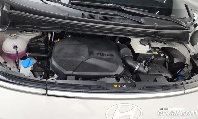 Hyundai Staria 2024 2.2 автомат (гидро), миниатюра 6