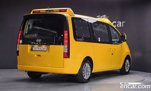 Hyundai Staria 2025 3.5 автомат (гидро), миниатюра 2