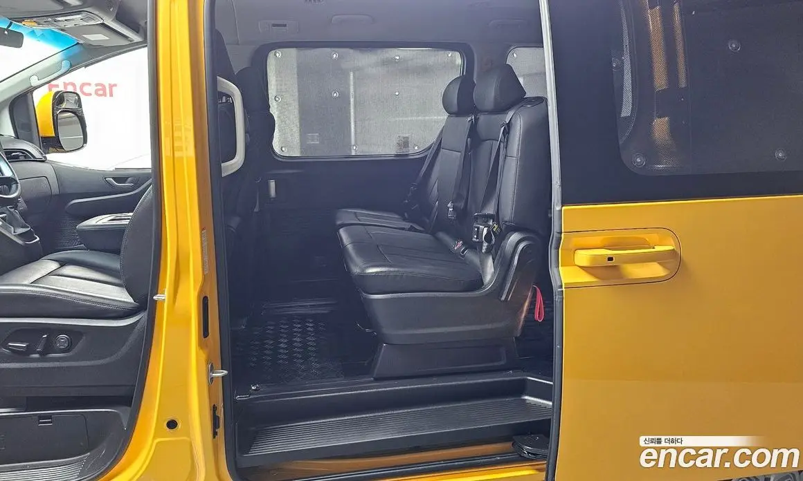 Hyundai Staria 2025 3.5 автомат (гидро), фото 16