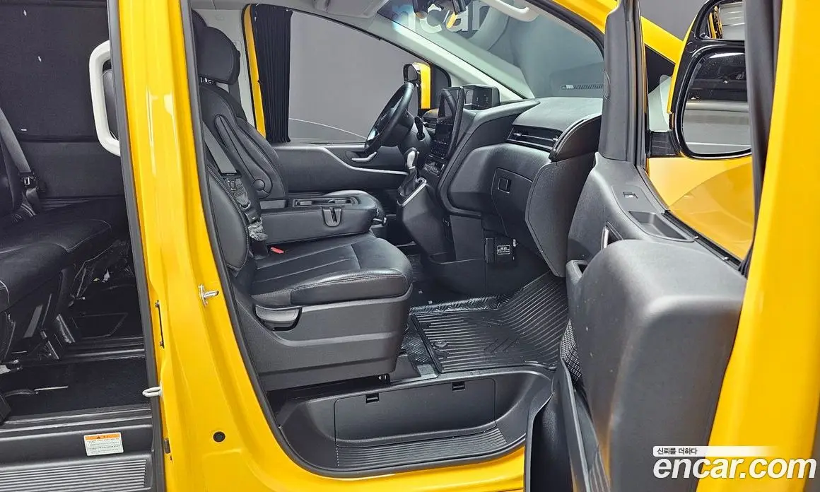 Hyundai Staria 2025 3.5 автомат (гидро), фото 17