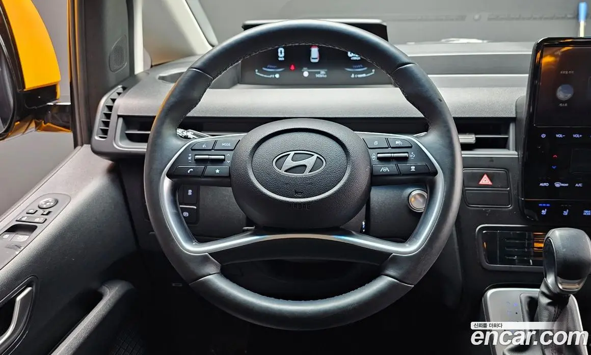 Hyundai Staria 2025 3.5 автомат (гидро), фото 19