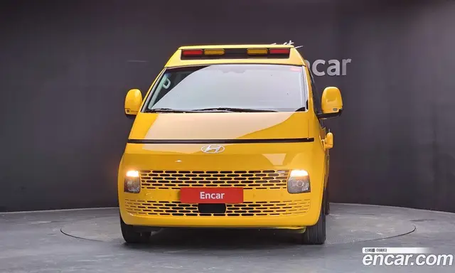 Hyundai Staria 2025 3.5 автомат (гидро), миниатюра 3