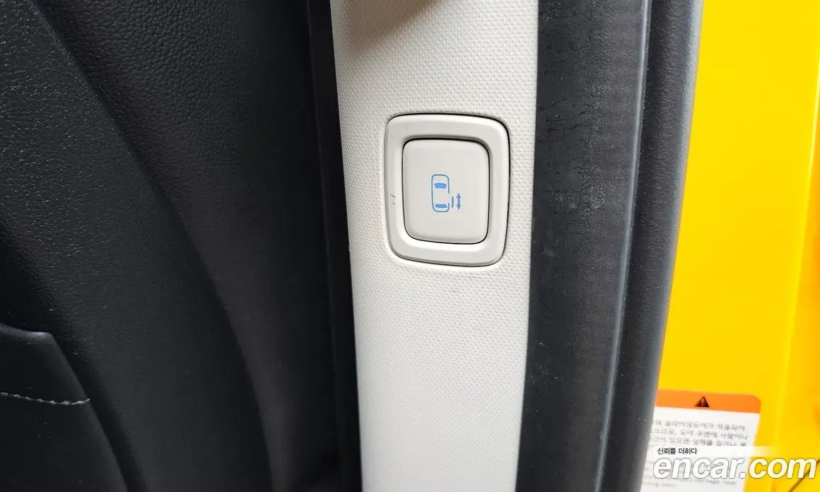 Hyundai Staria 2025 3.5 автомат (гидро), фото 25