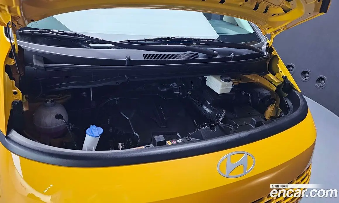 Hyundai Staria 2025 3.5 автомат (гидро), фото 6