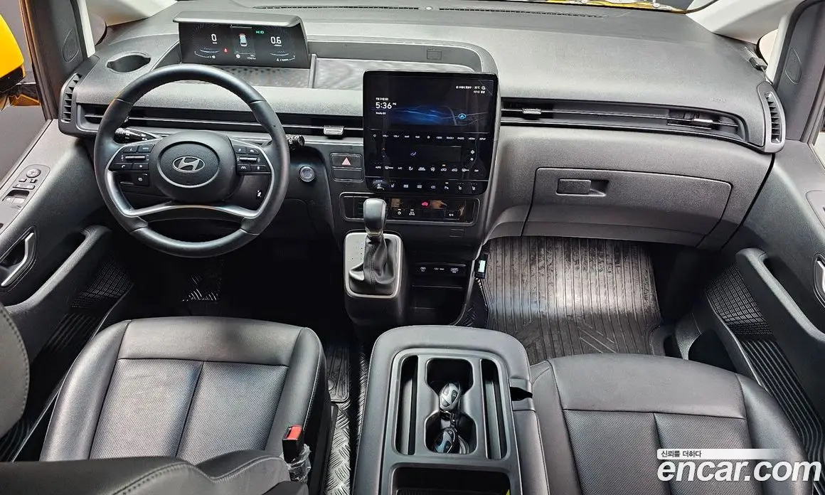 Hyundai Staria 2025 3.5 автомат (гидро), фото 10