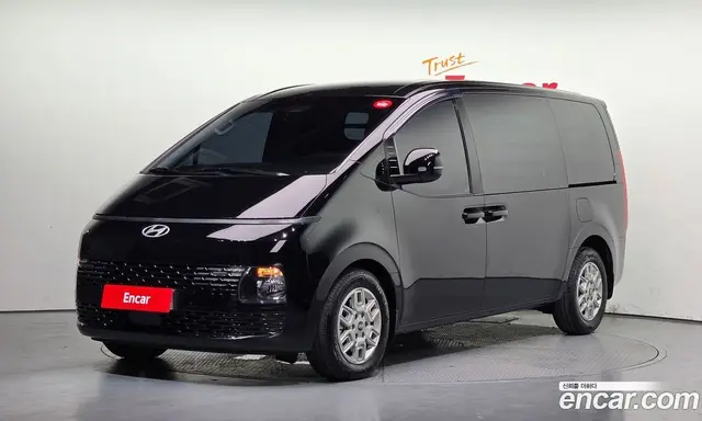 Hyundai Staria 2025 2.2 автомат (гидро), миниатюра 1