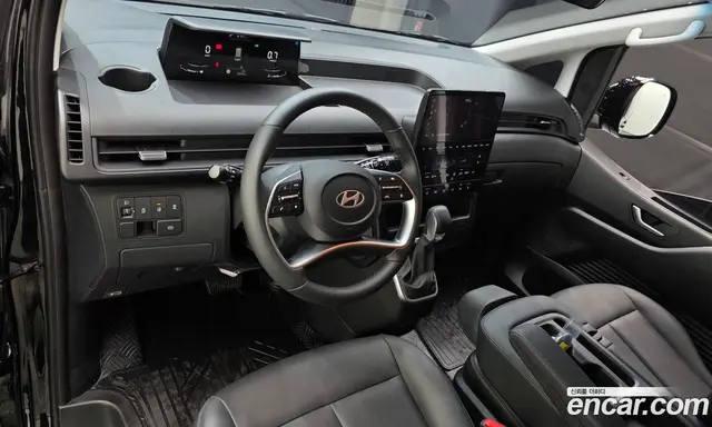 Hyundai Staria 2025 2.2 автомат (гидро), миниатюра 7