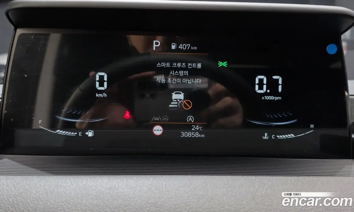 Hyundai Staria 2025 2.2 автомат (гидро), фото 8