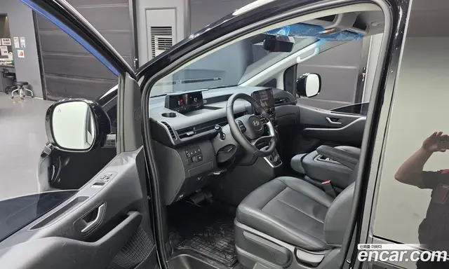 Hyundai Staria 2025 2.2 автомат (гидро), миниатюра 10