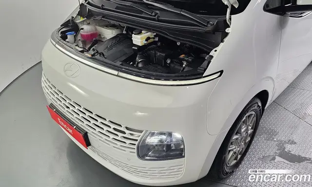 Hyundai Staria 2025 3.5 автомат (гидро), миниатюра 6