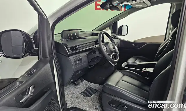 Hyundai Staria 2025 3.5 автомат (гидро), миниатюра 10