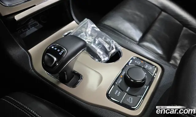 Jeep Cherokee 2015 3.0 автомат (гидро), миниатюра 9