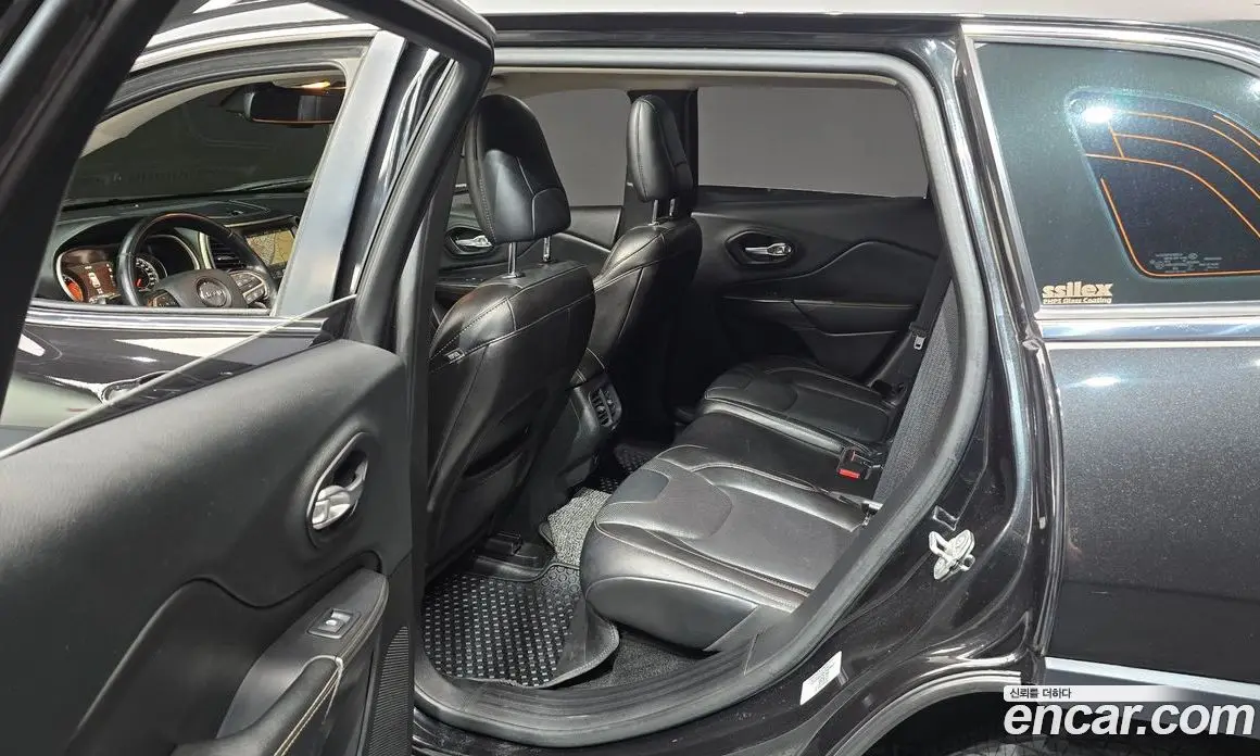 Jeep Cherokee 2015 2.0 автомат (гидро), фото 11