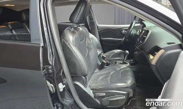 Jeep Cherokee 2015 2.0 автомат (гидро), миниатюра 12