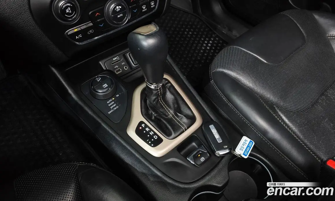 Jeep Cherokee 2015 2.0 автомат (гидро), фото 9