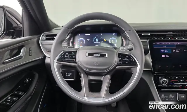 Jeep Cherokee 2023 3.6 автомат (гидро), миниатюра 12