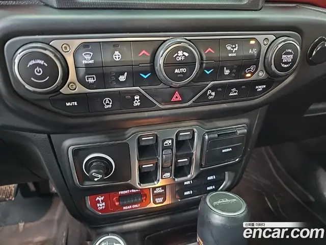 Jeep Gladiator 2021 3.6 автомат (гидро), миниатюра 10