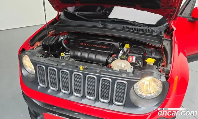 Jeep Renegade 2017 2.4 автомат (гидро), миниатюра 6 Jeep Renegade 2017 2.4 автомат (гидро), миниатюра 6