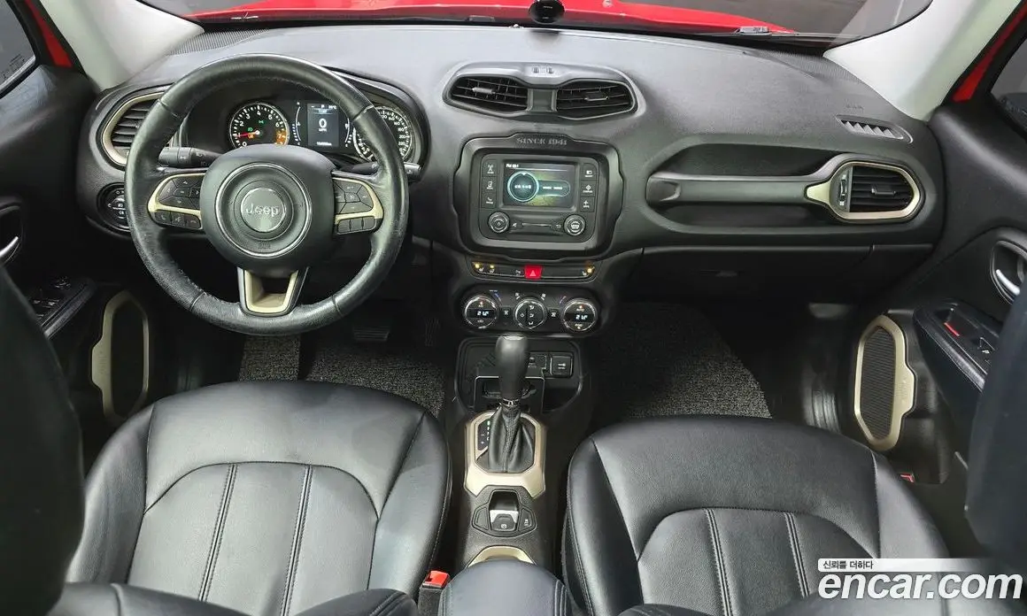 Jeep Renegade 2017 2.4 автомат (гидро), фото 7 Jeep Renegade 2017 2.4 автомат (гидро), фото 7