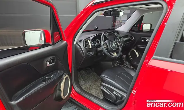 Jeep Renegade 2017 2.4 автомат (гидро), миниатюра 10 Jeep Renegade 2017 2.4 автомат (гидро), миниатюра 10