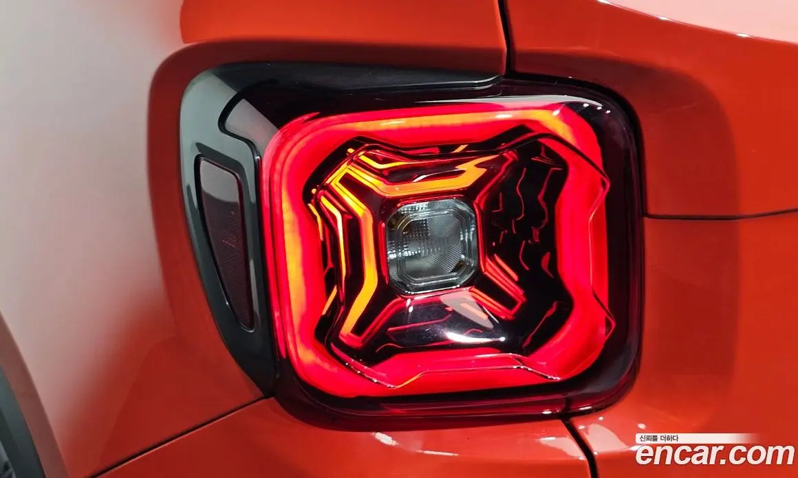 Jeep Renegade 2020 2.4 автомат (гидро), фото 9