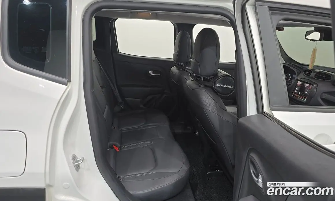 Jeep Renegade 2022 1.3 автомат (гидро), фото 11
