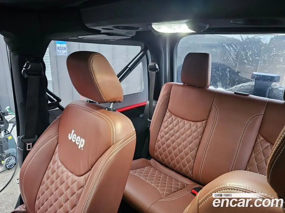 Jeep Wrangler 2017 3.6 автомат (гидро), фото 14