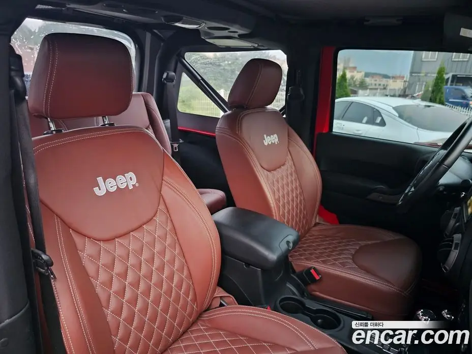 Jeep Wrangler 2017 3.6 автомат (гидро), фото 15