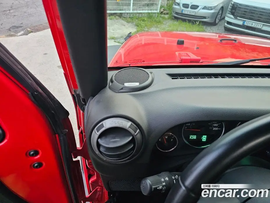 Jeep Wrangler 2017 3.6 автомат (гидро), фото 19