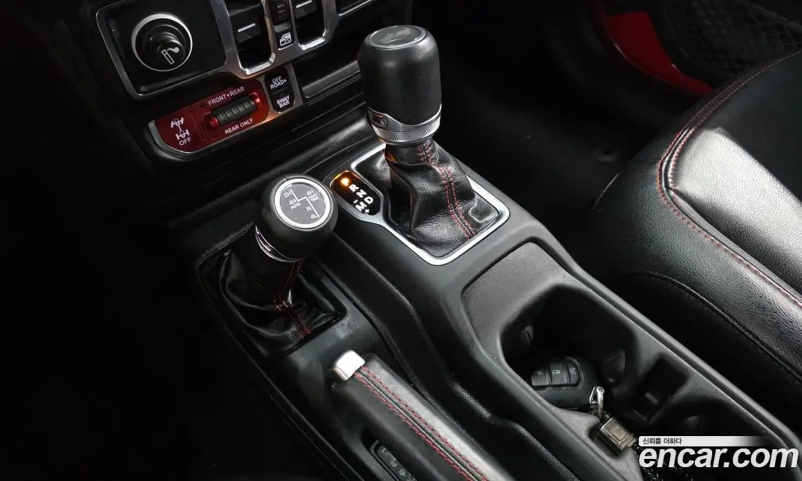 Jeep Wrangler 2022 2.0 автомат (гидро), фото 12