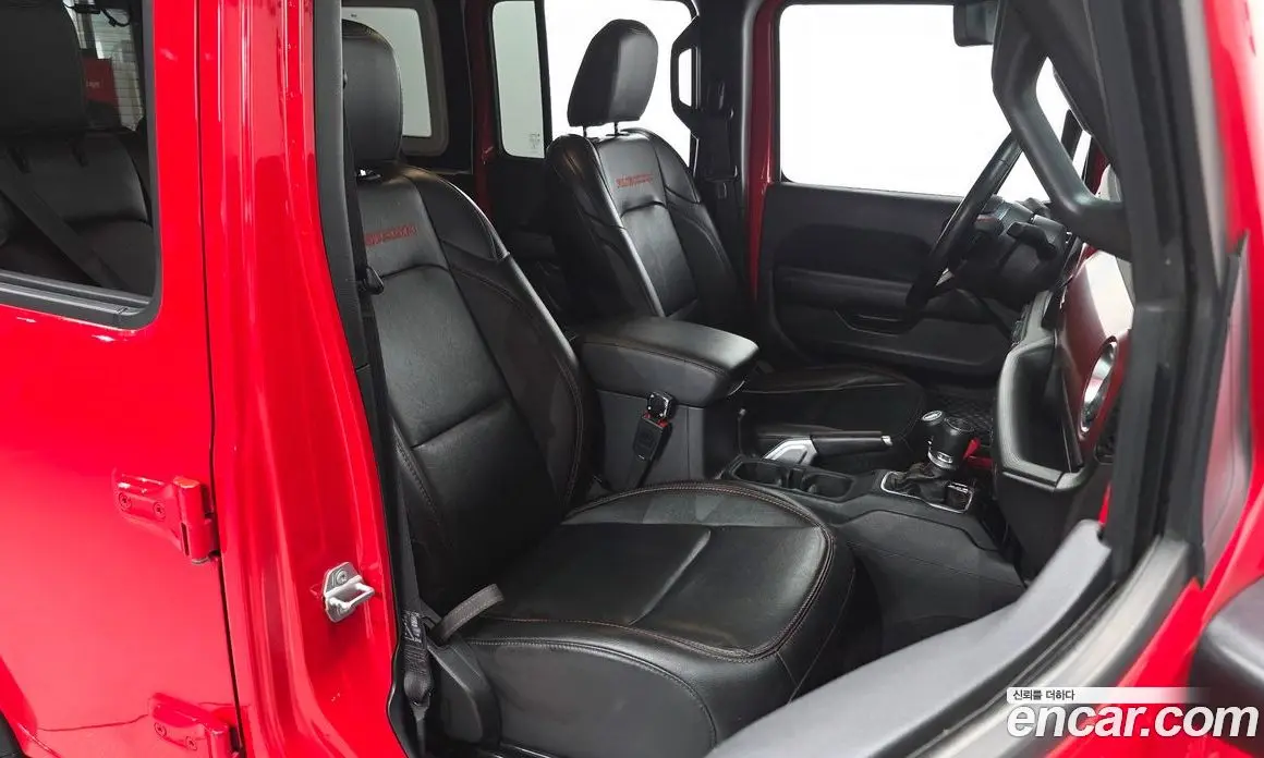 Jeep Wrangler 2022 2.0 автомат (гидро), фото 17