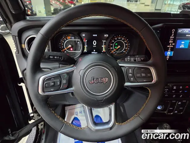 Jeep Wrangler 2024 2.0 автомат (гидро), миниатюра 11
