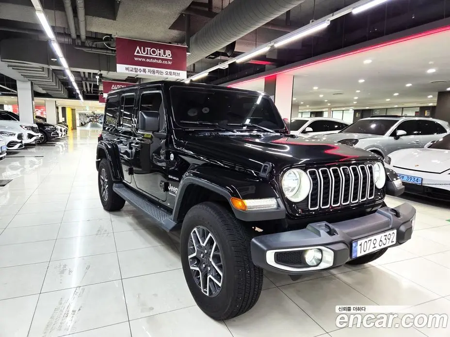 Jeep Wrangler 2024 2.0 автомат (гидро), фото 3