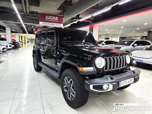 Jeep Wrangler 2024 2.0 автомат (гидро), миниатюра 3
